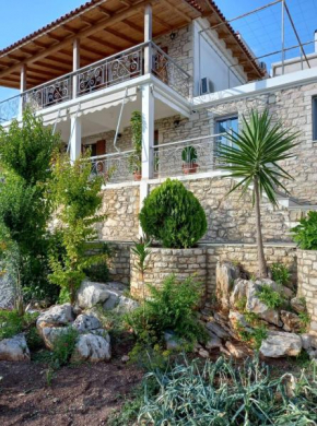 Villa on Rocks Qeparo